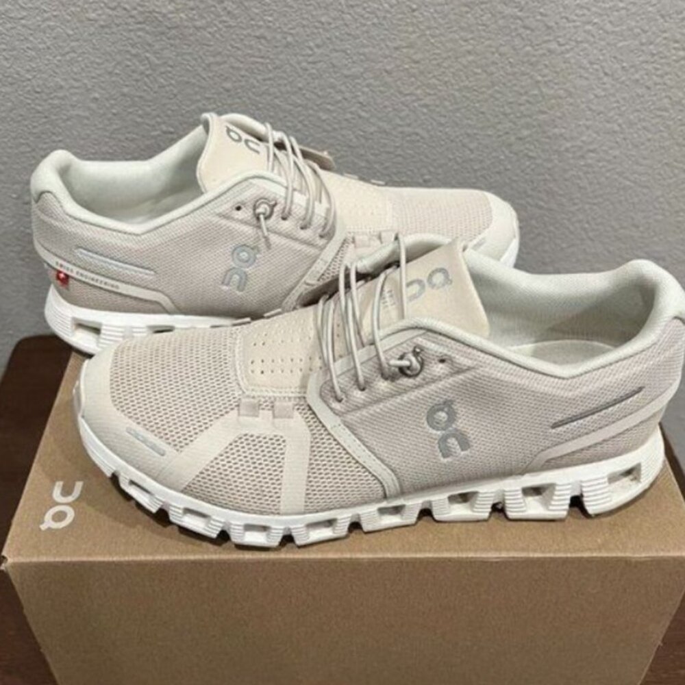 Nice Offer!! On Women's Cloud 5 Shoes In Pearl/White - Picture 2 of 6